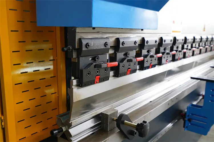100 ton hydraulic press brake