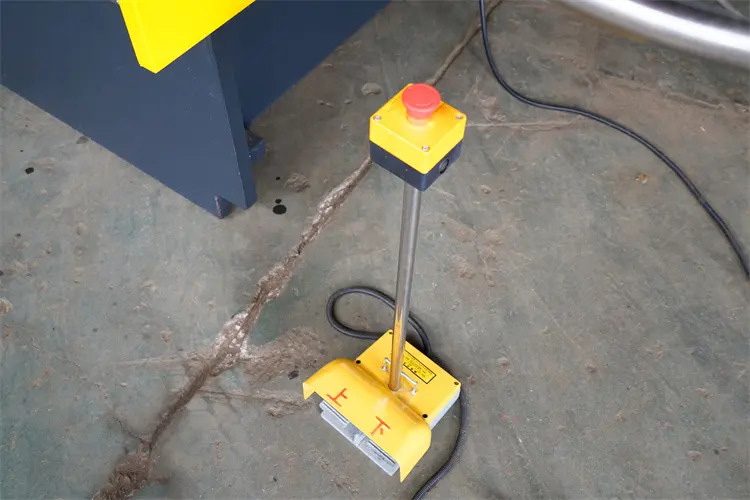 100 ton hydraulic press brake