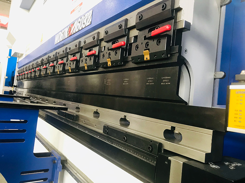 320 Ton Press Brake